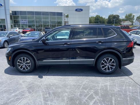 Used 2020 Volkswagen Tiguan SE FWD image 4