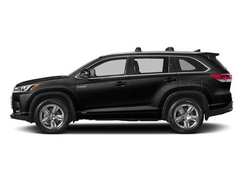 Used 2017 Toyota Highlander XLE AWD/4WD image 3