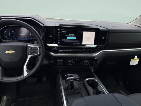 New 2026 Chevrolet Silverado 1500 LTZ w/ LTZ Premium Package AWD/4WD image 17