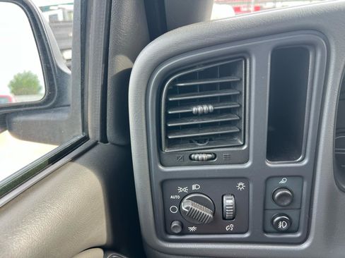 Used 2004 Chevrolet Silverado 1500 LS RWD image 67