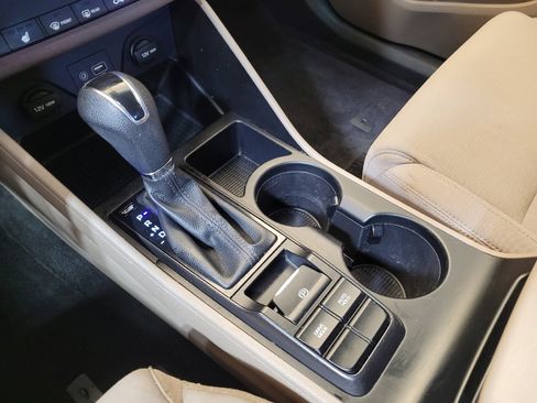 Used 2020 Hyundai Tucson Value FWD image 26