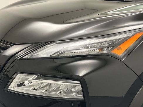 Certified 2023 Nissan Rogue SV w/ SV Premium B Package AWD/4WD image 21