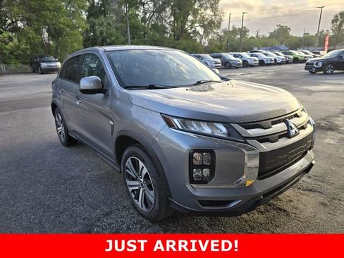 Used 2022 Mitsubishi Outlander Sport ES image 1