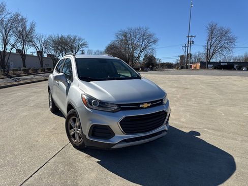 Used 2018 Chevrolet Trax LT image 4