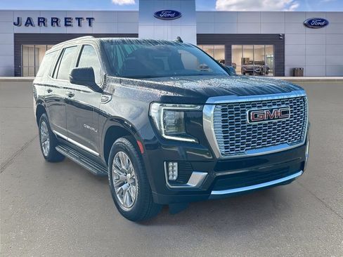 Used 2023 GMC Yukon Denali RWD image 1