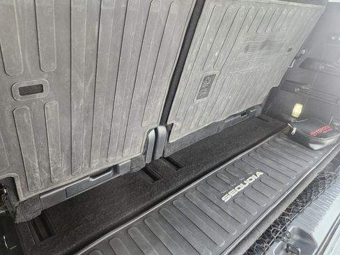 Used 2024 Toyota Sequoia Limited w/ Tow Technology Package AWD/4WD image 9