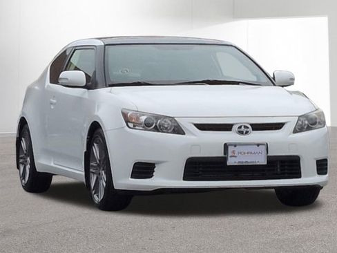 Used 2013 Scion tC FWD image 3