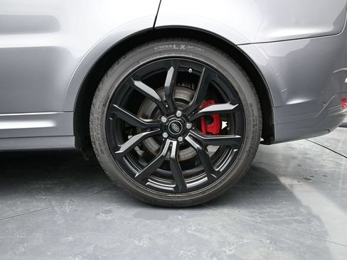 Used 2022 Land Rover Range Rover Sport SVR AWD/4WD image 19