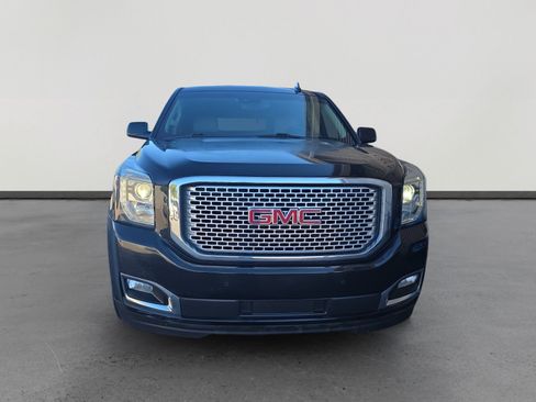 Used 2017 GMC Yukon Denali w/ Open Road Package image 8
