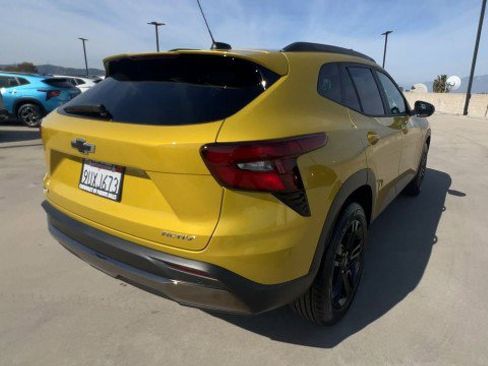 Used 2025 Chevrolet Trax ACTIV w/ Driver Confidence Package image 8