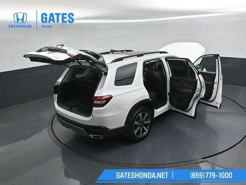 Certified 2025 Honda Pilot Elite image 55