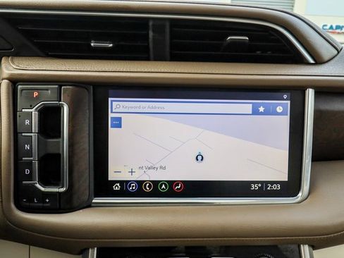 Used 2021 GMC Yukon XL Denali w/ Denali Premium Package image 7