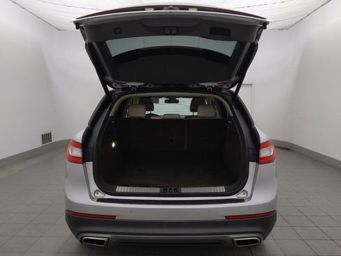 Used 2016 Lincoln MKX Reserve w/ Luxury Package FWD image 29