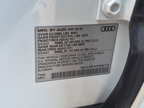 Used 2026 Audi Q7 3.0T Premium Plus w/ Premium Plus Package AWD/4WD image 36