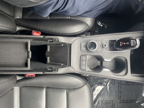 Used 2023 Cadillac XT4 Premium Luxury image 24