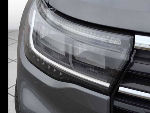 New 2026 Ford Explorer Active w/ Active Comfort Package image 15