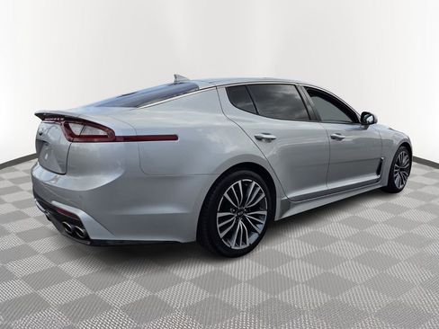 Used 2018 Kia Stinger Premium RWD image 7