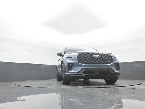 New 2026 Ford Explorer ST image 34