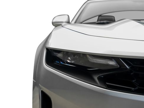 Used 2019 Chevrolet Camaro LT RWD image 4