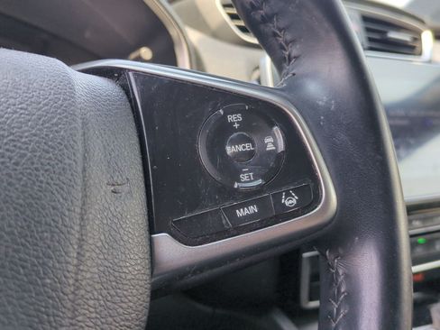 Used 2018 Honda CR-V Touring image 20