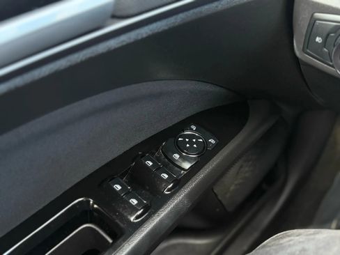 Used 2014 Ford Fusion SE image 13