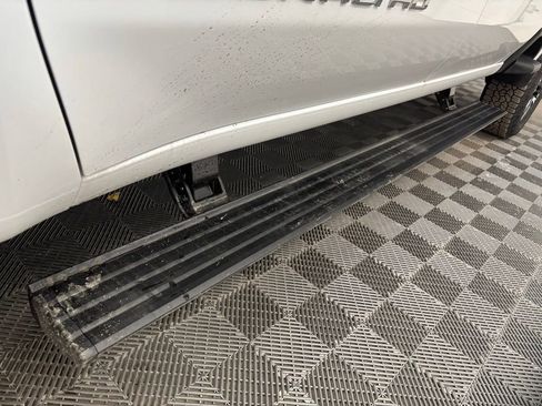 New 2025 GMC Sierra 2500 Denali w/ Denali Reserve Package image 18