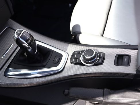 Used 2013 BMW 335is Convertible RWD image 34
