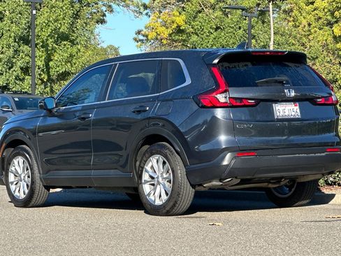 Used 2024 Honda CR-V EX image 6