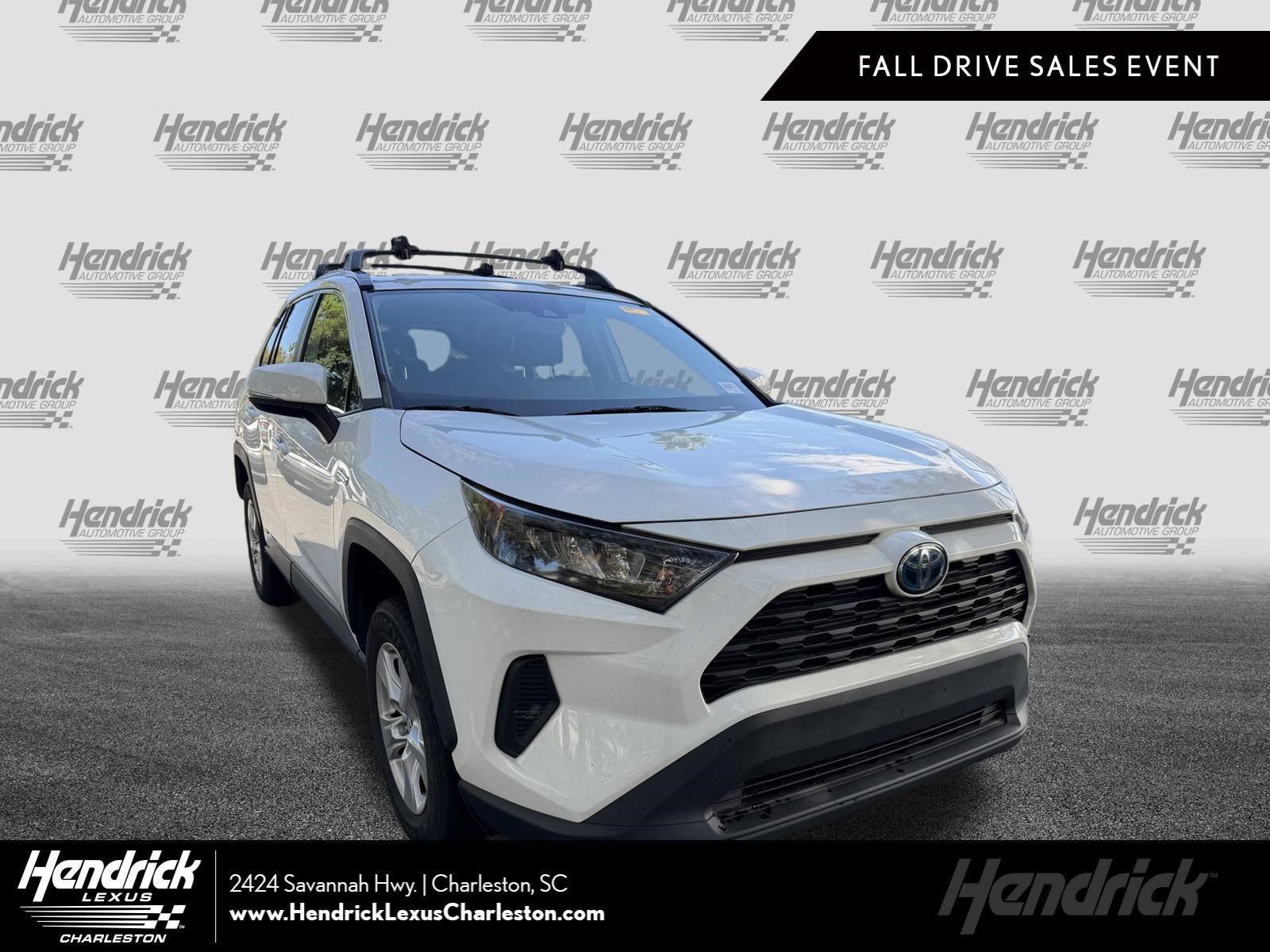 Used 2019 Toyota RAV4 LE AWD/4WD image 1