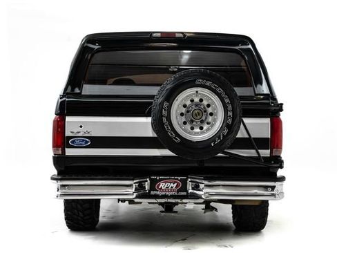 Used 1996 Ford Bronco XLT image 3