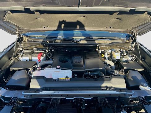 Used 2025 Toyota Tundra SR5 image 28