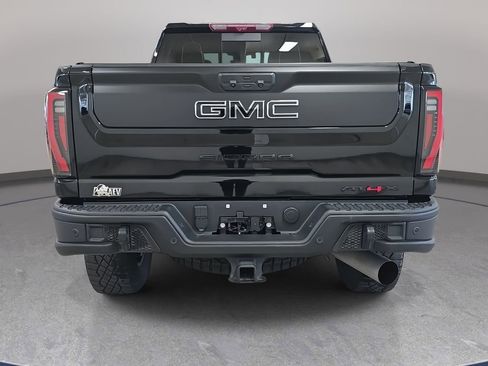 Used 2024 GMC Sierra 2500 AT4X w/ AT4X AEV Edition image 8