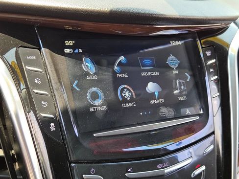 Used 2020 Cadillac Escalade Premium Luxury RWD image 18