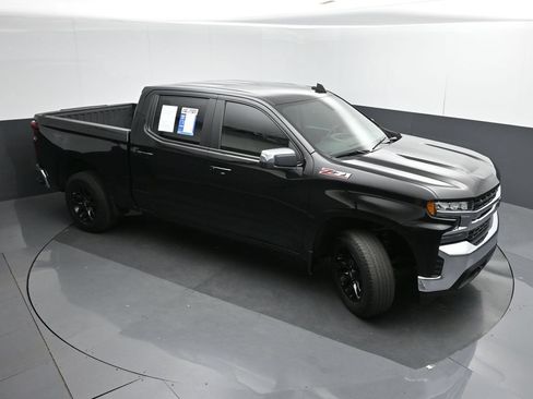 Used 2021 Chevrolet Silverado 1500 LT AWD/4WD image 41