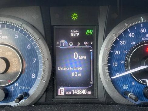 Used 2018 Toyota Sienna XLE w/ XLE Navigation Package AWD/4WD image 14