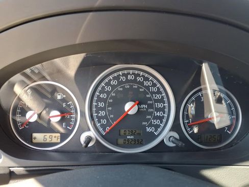 Used 2008 Chrysler Crossfire Limited RWD image 13