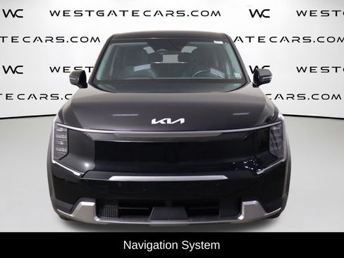 Used 2024 Kia EV9 Light Long Range RWD image 2