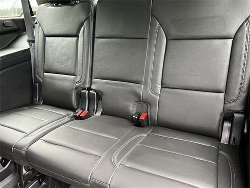 Used 2021 Chevrolet Tahoe Z71 image 22