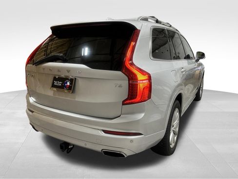 Used 2016 Volvo XC90 T6 Momentum w/ Momentum Plus Package AWD/4WD image 5