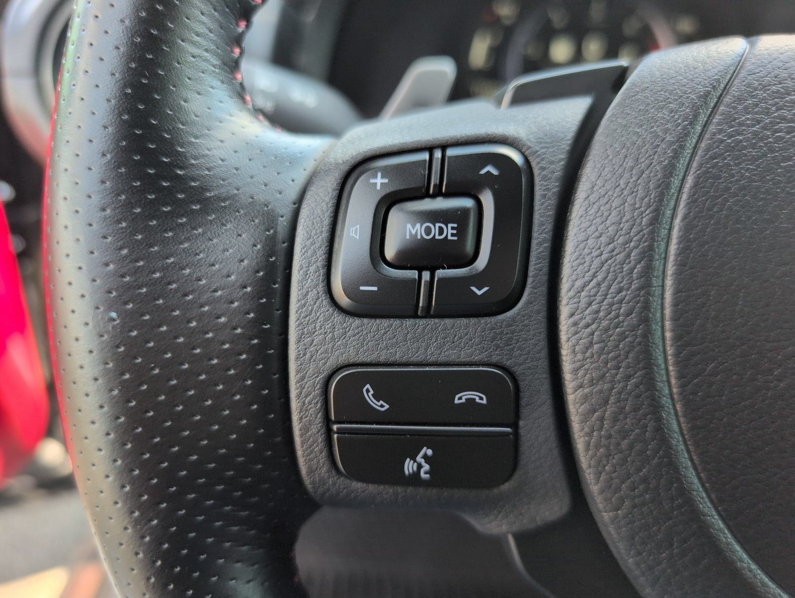 Certified 2024 Lexus IS 350 F Sport RWD image 11