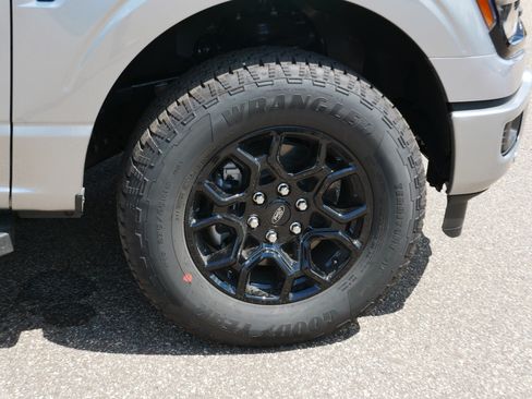 Used 2026 Ford F150 XLT w/ Equipment Group 302A MID AWD/4WD image 15