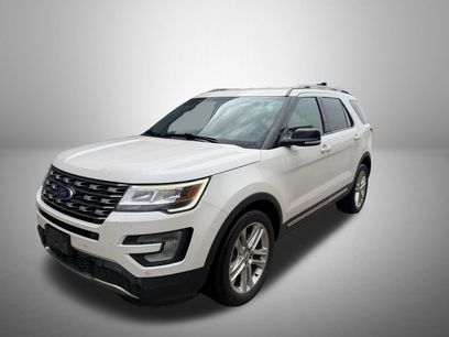 Used 2017 Ford Explorer XLT w/ Equipment Group 202A
