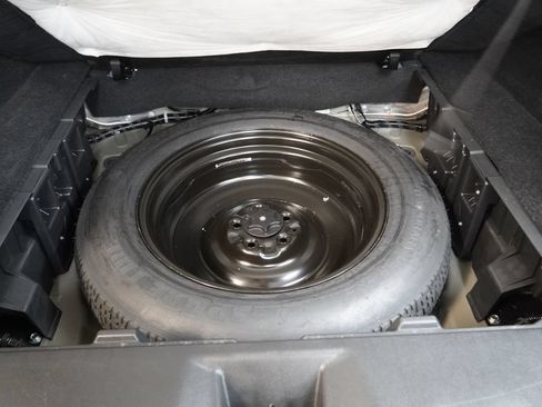Used 2022 Nissan Murano SV AWD/4WD image 10