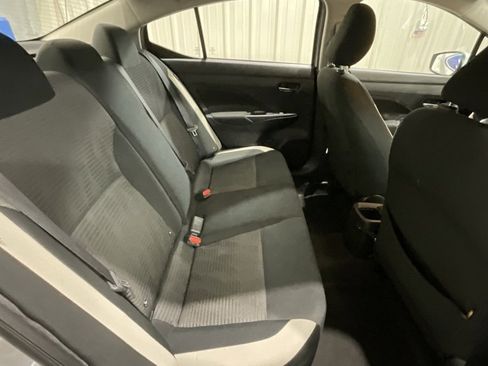 Used 2021 Nissan Versa SV image 12