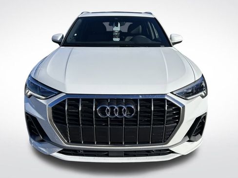 New 2025 Audi Q3 2.0T Premium image 8