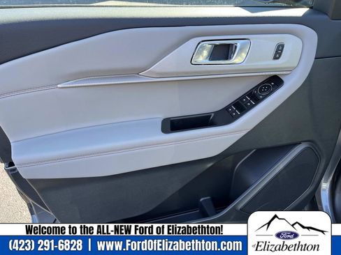New 2026 Ford Explorer Active image 21