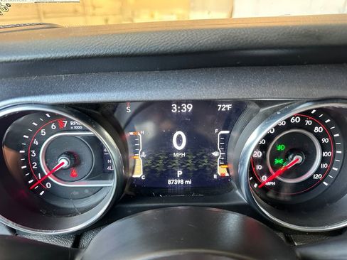 Used 2021 Jeep Gladiator Mojave AWD/4WD image 21