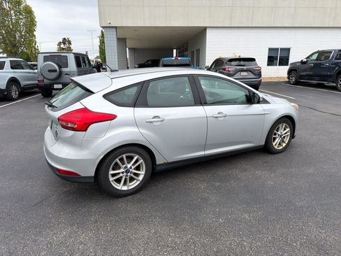Used 2016 Ford Focus SE FWD image 8