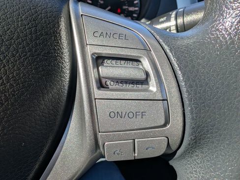 Used 2015 Nissan Altima 2.5 S w/ Sport Value Package FWD image 24