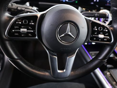 Certified 2022 Mercedes-Benz GLA 250 4MATIC image 28